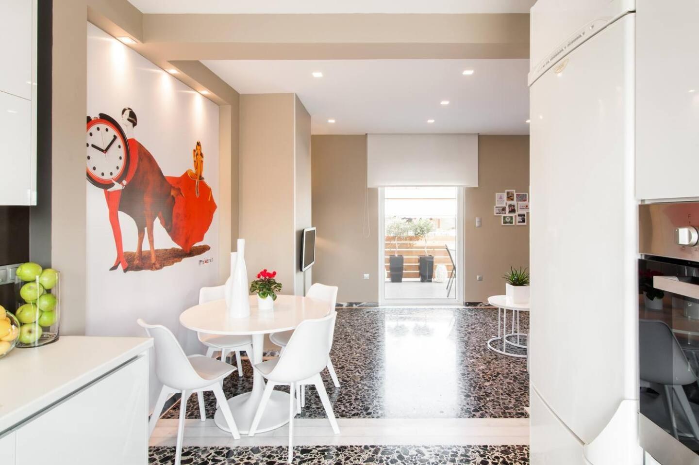 Ma Maison Nο 1, Penthouse, Acropolis And Lycabettus View, Ultra High Speed Internet 300 Mbps, 15' To Acropolis By Metro, 1' From Metro Station Атина Екстериор снимка