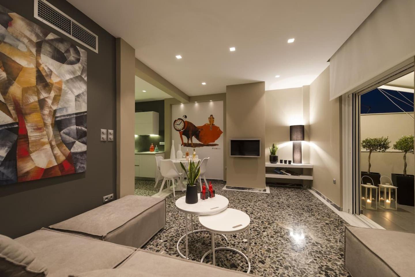 Ma Maison Nο 1, Penthouse, Acropolis And Lycabettus View, Ultra High Speed Internet 300 Mbps, 15' To Acropolis By Metro, 1' From Metro Station Атина Екстериор снимка