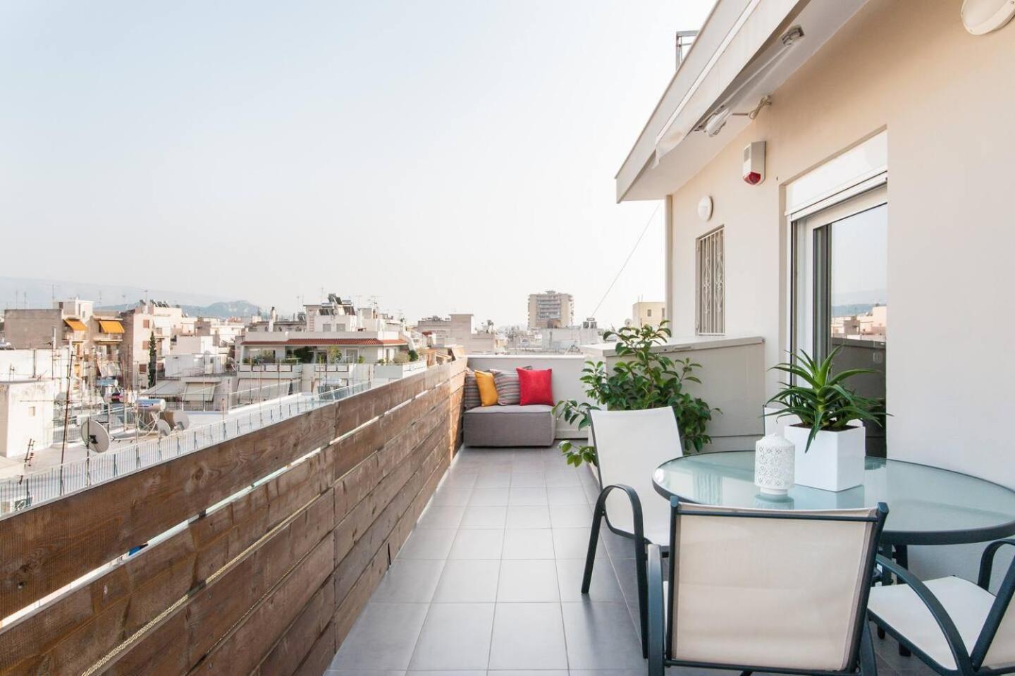 Ma Maison Nο 1, Penthouse, Acropolis And Lycabettus View, Ultra High Speed Internet 300 Mbps, 15' To Acropolis By Metro, 1' From Metro Station Атина Екстериор снимка