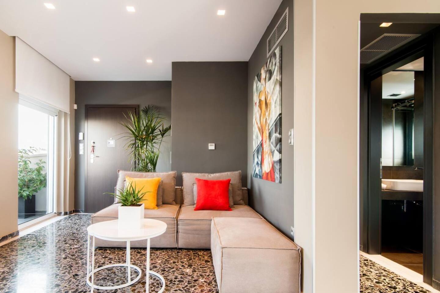 Ma Maison Nο 1, Penthouse, Acropolis And Lycabettus View, Ultra High Speed Internet 300 Mbps, 15' To Acropolis By Metro, 1' From Metro Station Атина Екстериор снимка